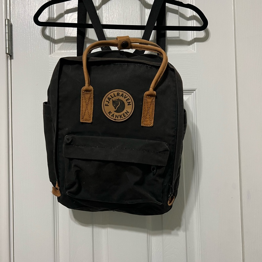 Fjallraven Kånken Black and Tan Backpack